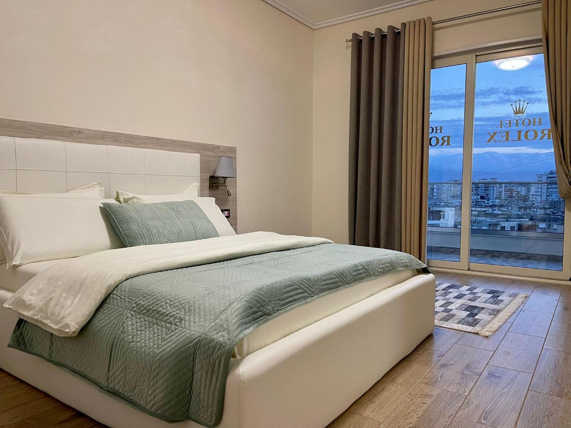 Hotel Vd Roleks Влёра Экстерьер фото